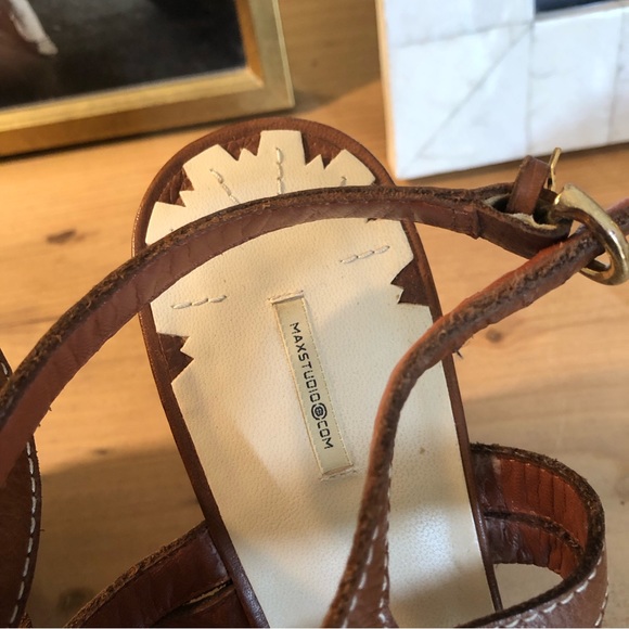 MaxStudio Strappy Sandals, sculptural wood heels - Picture 4 of 6